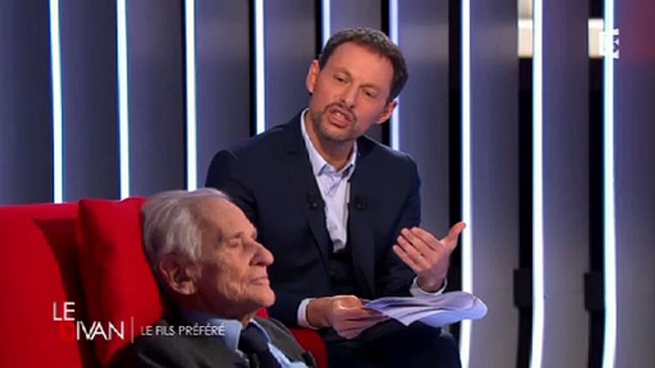 Le Divan D'Ormesson ému chez Fogiel