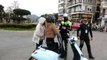Marmaris'te motosiklet sürücülerine kask uygulaması