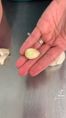 How to Peel Garlic the Easiest Way