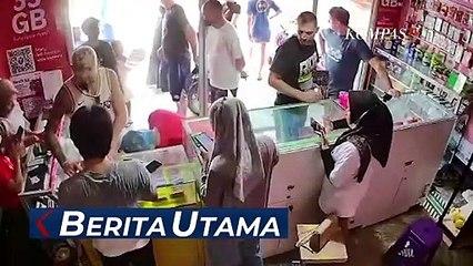 Diserbu Pebalap MotoGP, Pemilik Konter Pulsa Ubah Jargon Menjadi 'Outletnya Para Pembalap'!