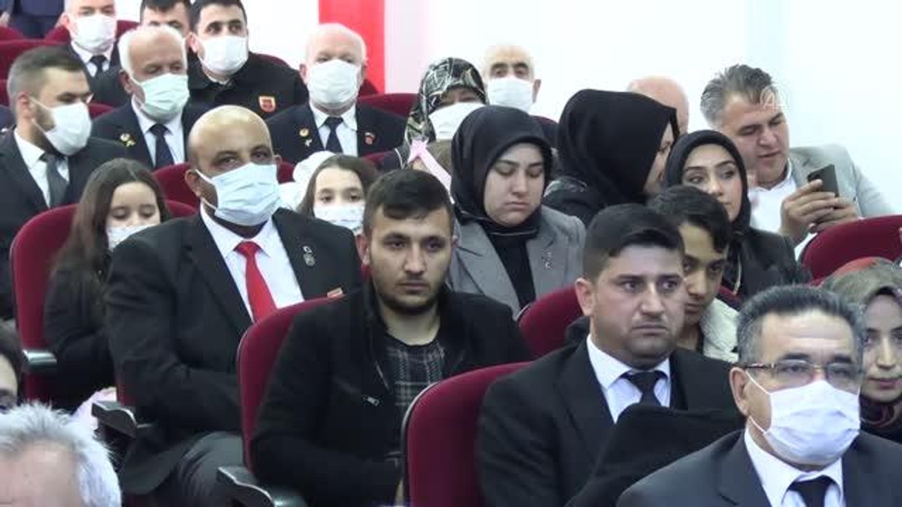 Son dakika haberi | KAHRAMANMARAŞ - Şehit aileleri ve gazilere törenle Devlet Övünç Madalyası ve Beratı verildi
