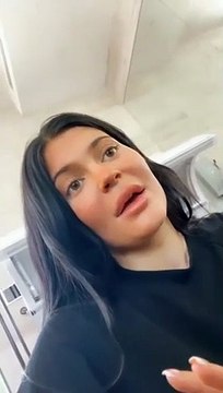 Κάιλι Τζένερ - Η εξομολόγηση για τη «μάχη» της με την επιλόχειο κατάθλιψη