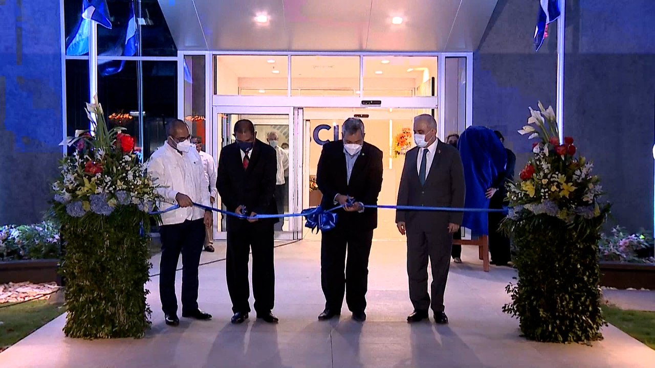 Inauguran edificio Banco Centroamericano de Integración Económica en Nicaragua