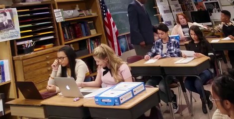 Mr. Iglesias S01 E09