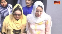 Datin Seri Rosmah Mansor, menemani Najib Razak bagi bacaan sumpah laknat