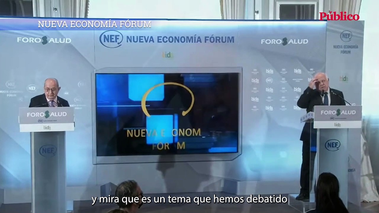 El consejero de Salud de Andalucía ve mejor hablar de "violencia intrafamiliar" que de violencia machista
