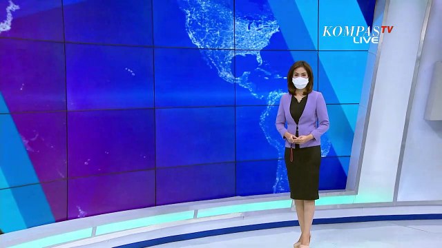 Diduga Mengantuk, Pengemudi Truk Bermuatan Pasir Tabrak Pembatas Tol!