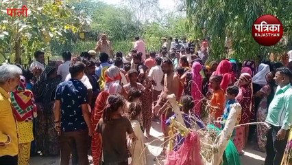 VIDEO : युवती ने तालाब में कूदकर दी जान, गोताखोरों ने निकाला शव