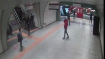 Metrodaki bıçaklı saldırganın tutukluluk hali devam edecek