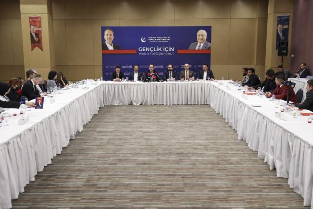Fatih Erbakan, partisinin "Gençlik Politikaları...