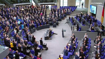 Zelenski ante el Bundestag: "Estáis como detrás de un muro otra vez"