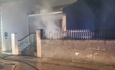 Ittiri (SS) - In fiamme legnaia e abitazione adiacente (17.03.22)