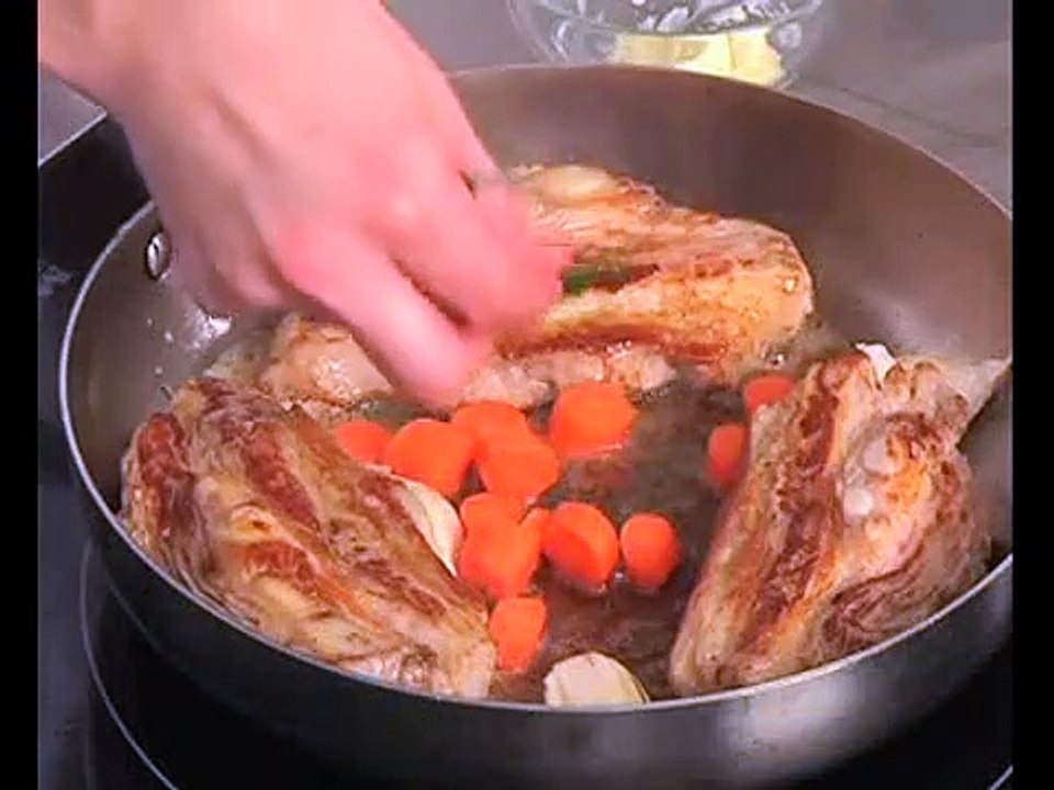 L'atelier des Chefs : tendron de veau au jus aillé et girolles poêlées