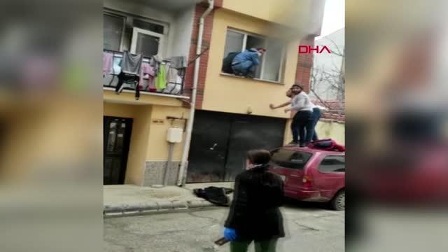 OCAKTA UNUTULAN TENCERE ALEV ALDI, MUTFAK YANDI