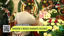 Hombre armado amenaza a periodistas durante velorio de Armando Linares