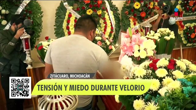 Hombre armado amenaza a periodistas durante velorio de Armando Linares