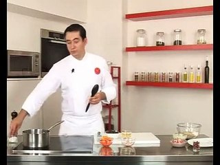 Cassolette d'escargots, au sauterne, persillade en crumble