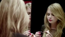 Campagne Vernis à lèvres d'Yves Saint Laurent avec Cara Delevingne