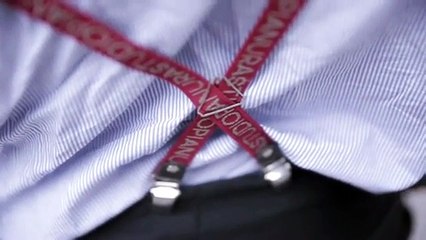 L'homme aux payettes noires