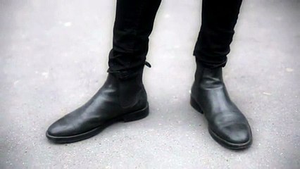 L'homme au chapeau noir