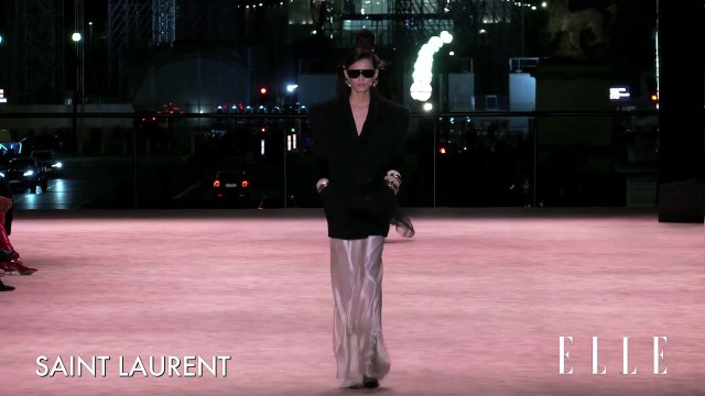 Défilé Saint Laurent Prêt-à-porter Femme Automne-Hiver 22-23