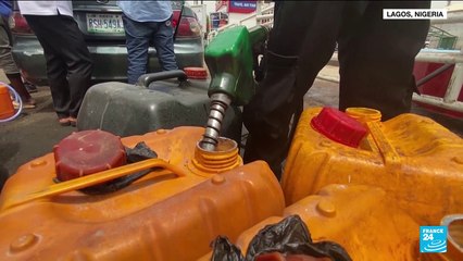 Nigeria: President apologises for oil shortages and power cuts