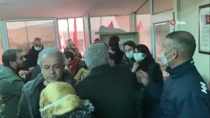 Tacizle suçlanan CHP ilçe başkanının toplantısında arbede