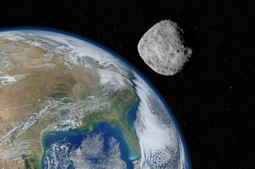 Warning System Tracks Asteroid Hours Before Entering Earth's Atmosphere