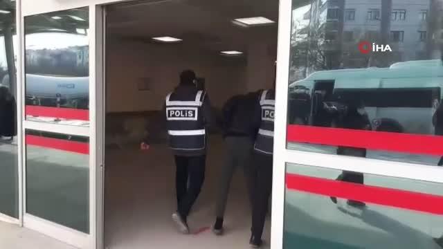 Konya'da çocukla birlikte araç gasp eden şüpheli tutuklandı