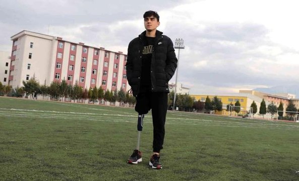 Protez bacağıyla hayata tutunan gence medikal firmasından haciz