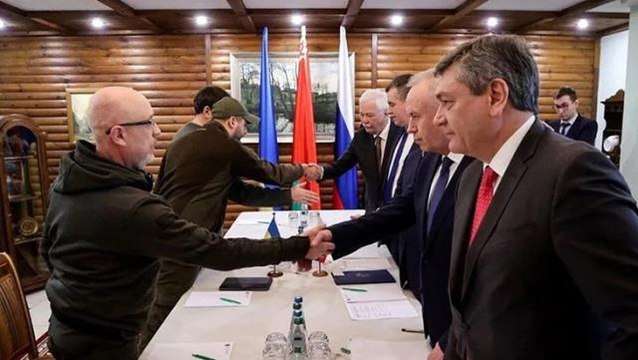 Ukrayna Devlet Başkan Danışmanı Podolyak: Rusya'yla barış anlaşmasına varmamız birkaç gün ila 1.5 hafta sürebilir