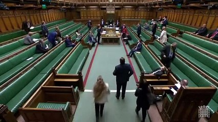 Minister Robert Courts makes a statement about P&O sacking 800 workers