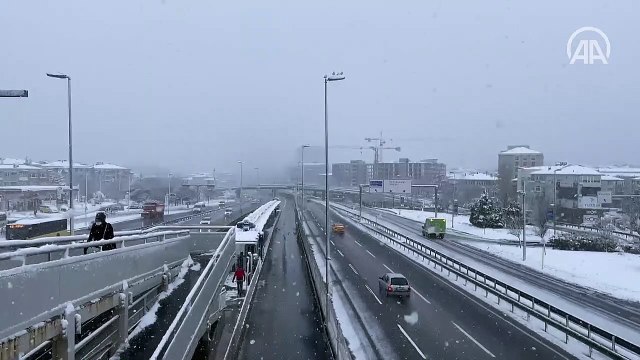 Vali Yerlikaya duyurdu! İstanbul’da okullara kar tatili