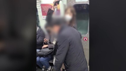 "침 뱉었다" 시비...휴대전화로 승객 폭행한 20대 입건 / YTN