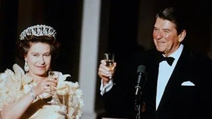 Queen absolutely 'thrilled' after monarch treated to special LA visit 'She loves it'