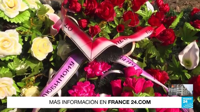 En Ochakiv, Ucrania, se realizan los funerales de los primeros soldados caídos