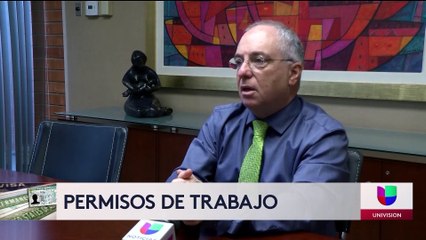 La oficina encargada de extender permisos de trabajo tiene severos retrasos en los procesos y eso afecta a miles de inmigrantes.