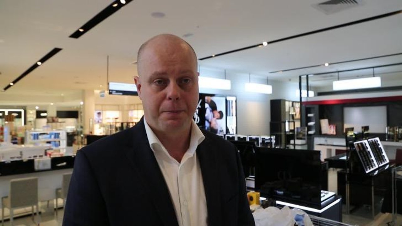 ILLAWARRA MERCURY David Jones CEO David Thomas excited about Gong store. Video: Greg Ellis