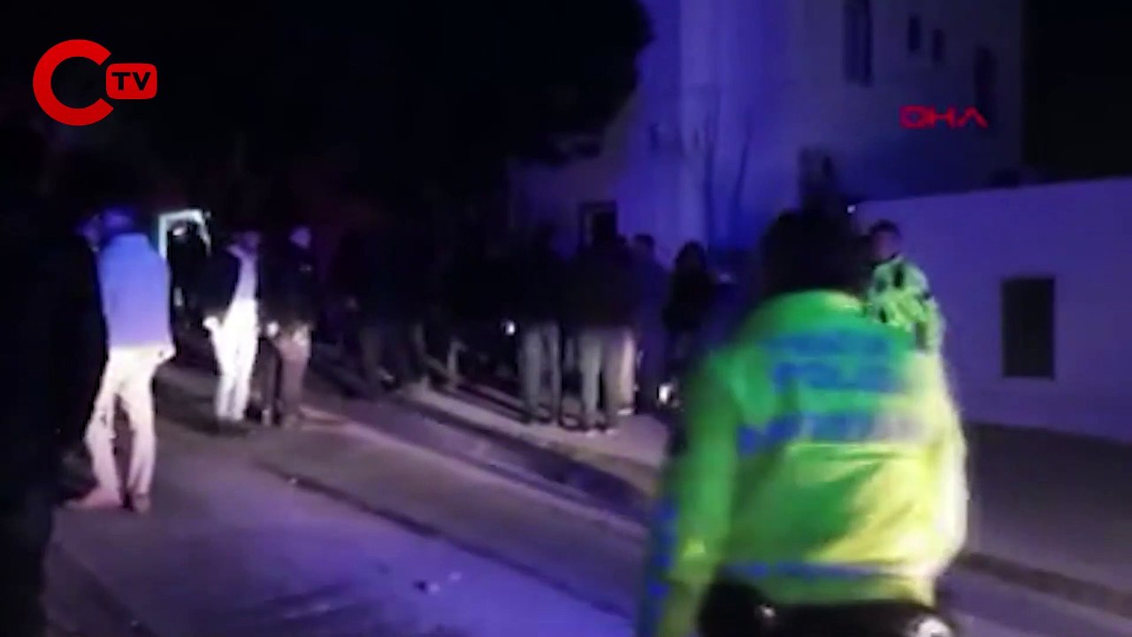 Sosyal medyada tartışan akrabalar arasında taş, sopa ve bıçaklı kavga çıktı: 4 yaralı