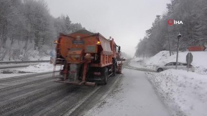 Bolu Dağı'nda kar yağışı şiddetini artırdı