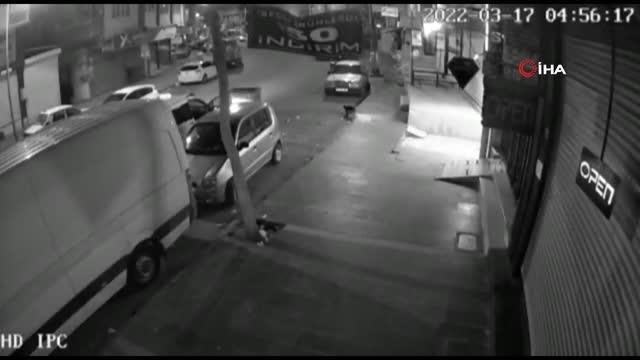 (DİYARBAKIR-ÖZEL Ticari taksi ile gelip bir dakikada klima çaldılar...Hırsızlık anları kamerada