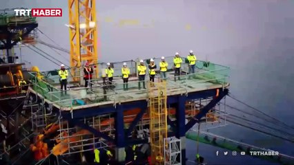 1915 Çanakkale Köprüsü zaferin sembolleriyle bezendi