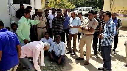 Video : बस की चपेट में आए युवक के मामले में हिण्डोली अस्पताल के बाहर हंगामा