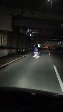 Terekam Media Kamera, Dashcam Kamera Mobil di Jalan Eps.0591