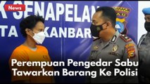 Salah Sasaran, Perempuan Pengedar Sabu Tawarkan Barang Haram Ke Anggota Polisi yang Lagi Nyamar  !!