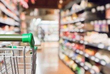 Voici le supermarché préféré des Français pour la livraison de courses à domicile et ce n'est ni Leclerc ni Intermarché