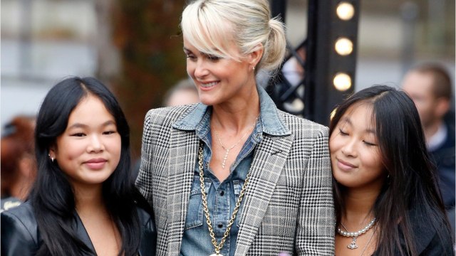 VOICI : Laeticia Hallyday a 47 ans : les messages émouvants de ses filles Jade et Joy