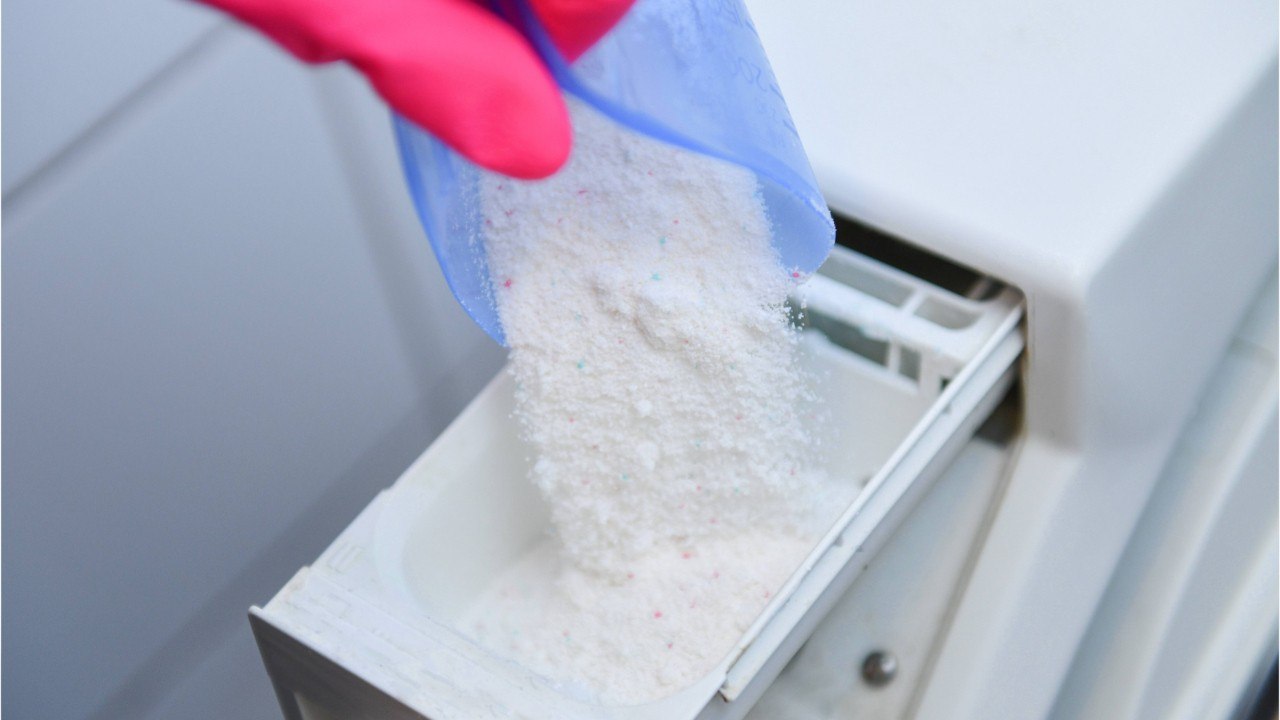 Richtig Wäsche waschen: Darum brauchen Sie ein Vollwaschmittel