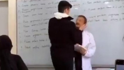 Öğrenci, ders anlatan öğretmene saygısızca davranmıştı! Olayla ilgili soruşturma başlatıldı