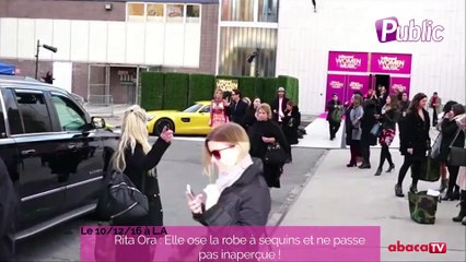 vidéo : Rita Ora : Elle ose la robe à sequins et ne passe pas inaperçue !